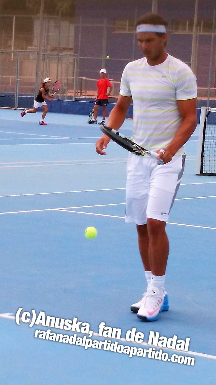 Rafa Nadal entrenando en pista dura Manacor 21 Julio 2014 Copyright de Anuska Fan de Rafa