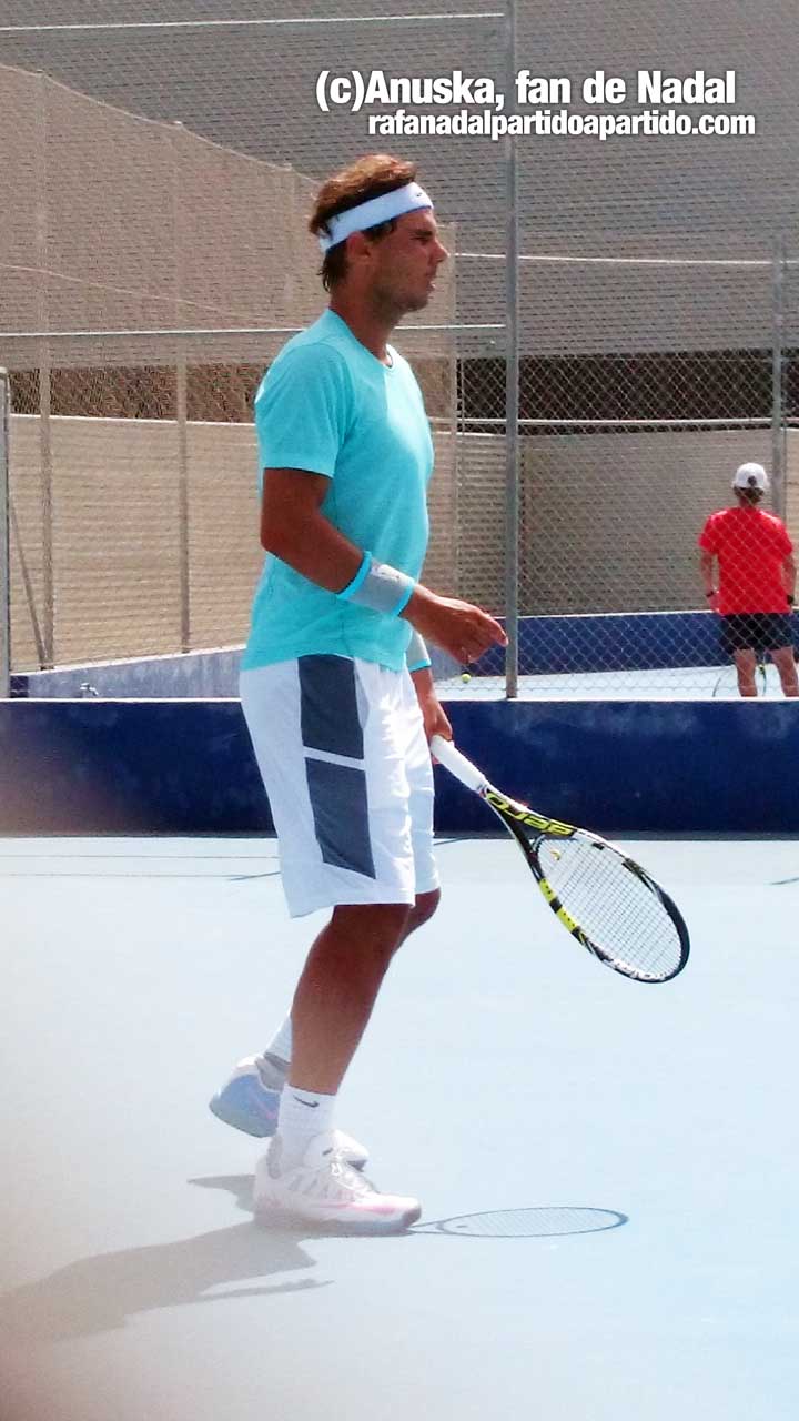 Rafa Nadal entrenando en pista dura Manacor 21 Julio 2014 Copyright de Anuska Fan de Rafa