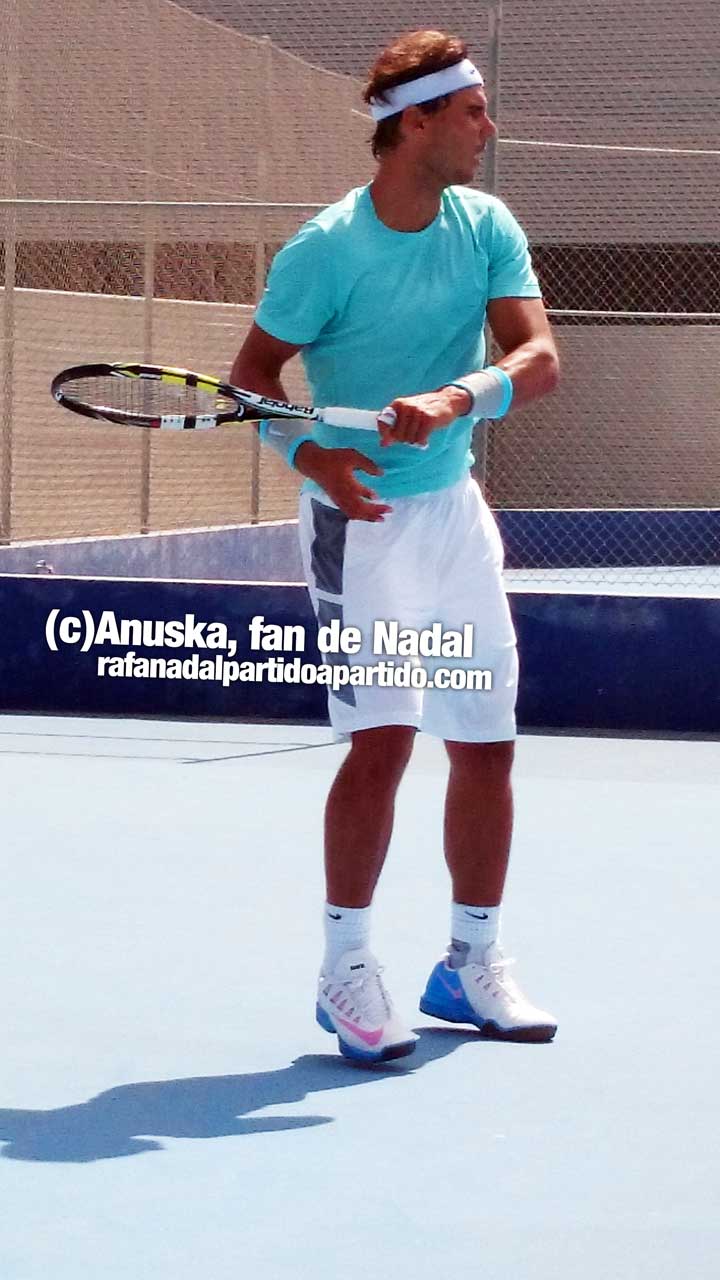 Rafa Nadal entrenando en pista dura Manacor 21 Julio 2014 Copyright de Anuska Fan de Rafa